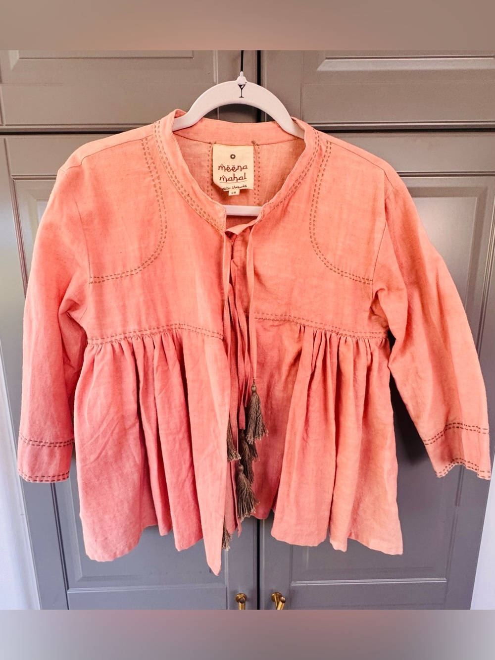 Meena Mahal Poetic Threads Khaadi Bolero top
Sz. Medium
100% handwoven cotton